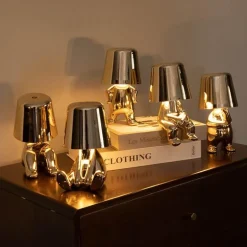 Dekorative Statuen-Tischlampe – Elegante Beleuchtungsvorrichtung