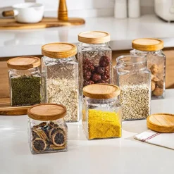 Dekoratives Vorratsglas aus Glas – quadratischer Küchen-Organizer mit Prägung