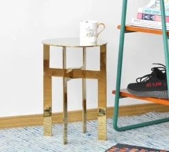 Designer-Beistelltischstuhl – Schlichte, moderne Akzentmöbel