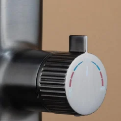 Digitaler Küchenhahn - Ausziehbarer Wasserfall-Temperatursensor