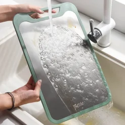 Doppelseitiges Schneidebrett – 2-in-1-Küchenutensil