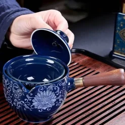Drehbare Keramik-Teekanne – Traditionelles Harmony-Design