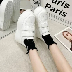 Dynamic Height Boost Plateauschuhe – Stilvolles Elevation-Schuhwerk