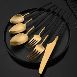 Edelstahl-Besteckset – Elegantes Essgeschirr