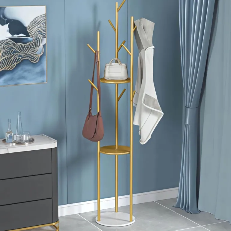 Edle Wandgarderobe – Stilvoller Organizer für Hüte und Mäntel