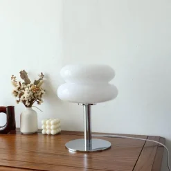 Egg Tart LED-Tischlampe – Dekorative Glasleuchte