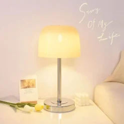 Einfache Blütenblatt-Tischlampe – Moderne Blumenbeleuchtung