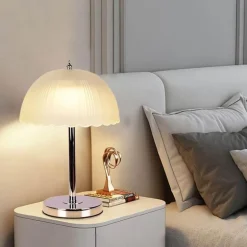 Einfache Blütenblatt-Tischlampe – Moderne Blumenbeleuchtung