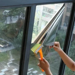 Einwegspiegelfolie – Sichtschutzfolie für Fenster mit UV-Schutz tagsüber