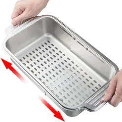 Einziehbarer Gemüseabtropfkorb aus Edelstahl für die Spüle