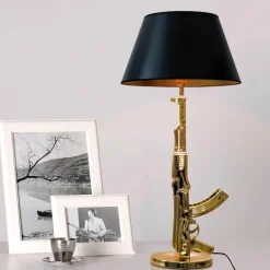 Einzigartige Tischlampe – Modernes dekoratives Lichtdesign