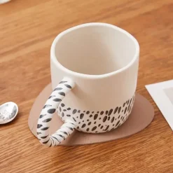 Einzigartiger 3D-Kaffeebecher aus Keramik – 340 ml Design