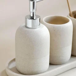 Elegant Bathroom Accessories Set - Regal Bath Decor