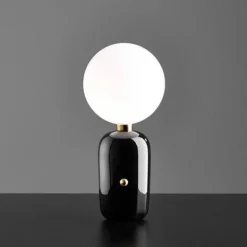 Elegant European Table Lamp - Stylish Home Lighting