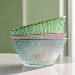 Elegante Glasschale mit Farbverlauf – Dekoratives Herzstück