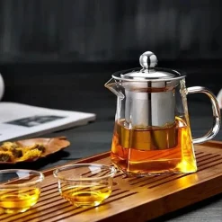 Elegante Teekanne aus Glas – Edelstahl-Teesieb für losen Tee