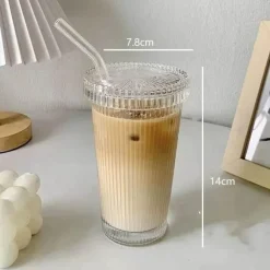 Eleganter Glasbecher mit Strohhalm – Kaffee-/Teegeschenk im japanischen Stil