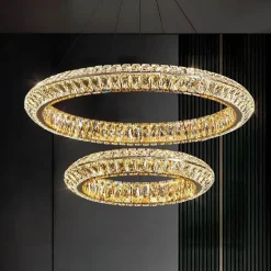 Eleganter Kristallkronleuchter – luxuriöse Beleuchtungskörper