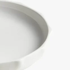 Eleganter Suppenteller aus Keramik im vertikalen Design für stilvolles Essgeschirr