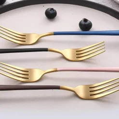 Elegantes Edelstahl-Geschirrset – Premium-Essbesteck