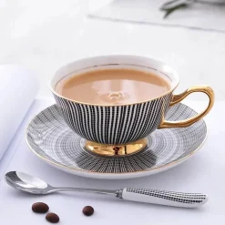 Elegantes graues Teetassen-Set – 200 ml, Porzellan mit goldenen Akzenten