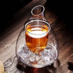 Elegantes Set aus Weinkaraffe und Eiskrug aus Glas – Zubehör für die Hausbar