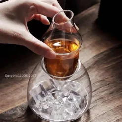 Elegantes Set aus Weinkaraffe und Eiskrug aus Glas – Zubehör für die Hausbar