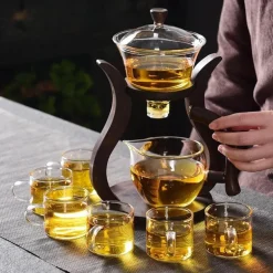 Elegantes Tee-Ei-Set aus Glas – magnetisches Brühzubehör