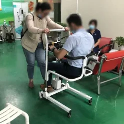 Elektrischer Transferstuhl – Automatische Mobilitätshilfe für Patienten