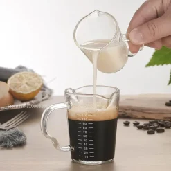 Espresso-Milchkännchen mit Holzgriff - Latte Art Pitcher