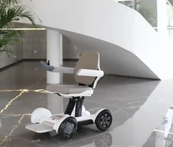 Faltbarer Elektrorollstuhl - Moderner Mobilitätsroller