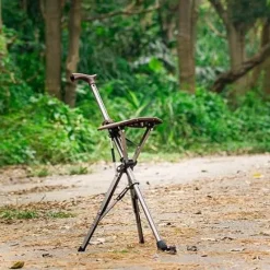 Faltbarer Gehstuhl – Tragbare Mobilitätshilfe für Senioren