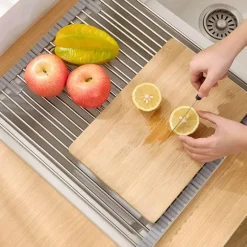 Faltbarer Geschirrständer aus Edelstahl – platzsparender Küchen-Organizer