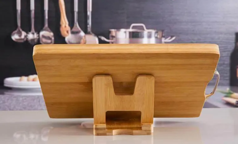 Faltbarer Topfdeckelhalter aus Holz – Schneidebrett-Organizer