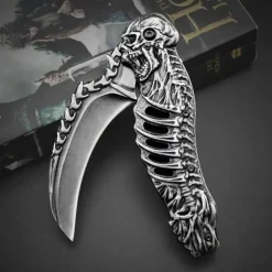 Faltbares taktisches Totenkopfmesser – Kompaktes EDC-Werkzeug