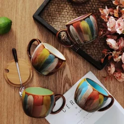 Farbenfrohe handgemachte Kaffeetasse - Sammlerstück