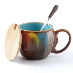 Farbenfrohe handgemachte Kaffeetasse - Sammlerstück