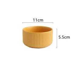 Farbenfroher Essteller aus Keramik – Stilvolles Geschirr für alle Gelegenheiten