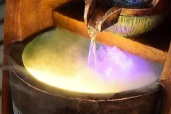 Feng Shui-Wasserbrunnen – Glücksbringer-Dekoration aus Blattgold