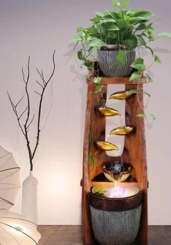 Feng Shui-Wasserbrunnen – Glücksbringer-Dekoration aus Blattgold