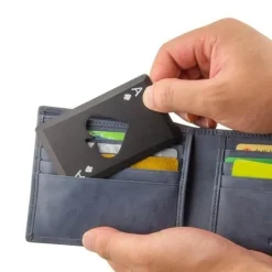 Flaschenöffner aus Karte – Kreatives Spieldesign