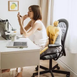 Flauschiges Stuhlrückenkissen - Süßes Dekokissen