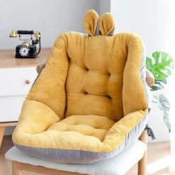 Flauschiges Stuhlrückenkissen - Süßes Dekokissen