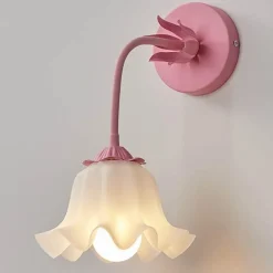 Florale Wandlampe - Elegante Blumenleuchte