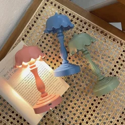 Flower Curling LED Nachtlampe - Dekoratives Tischlicht