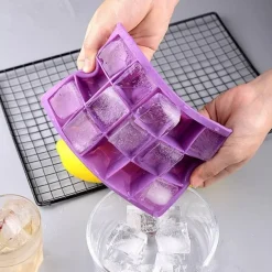 Frucht-Eiswürfelbereiter - Silikonformen für Frucht-Eiswürfelbehälter