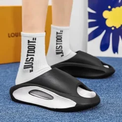 Futuristische Strand-Slipper mit Hohlsaum – Stilvolles, leichtes Schuhwerk