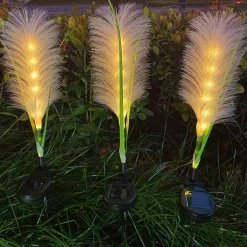 Gartenlaterne aus Schilf – Solar-Dekoleuchte für den Außenbereich