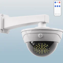 Gefälschte Solar-Überwachungskamera für den Außenbereich – wasserdichte Überwachungsattrappe