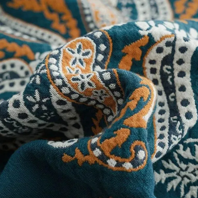 Geometrische Baumwollgaze-Decke – Stilvolles Sommer-Heimtextil für Erwachsene